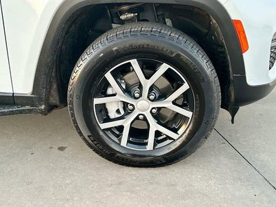 2025 Jeep Grand Cherokee Limited 4x2