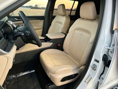 2025 Jeep Grand Cherokee Limited 4x2