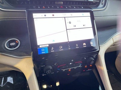 2025 Jeep Grand Cherokee Limited 4x2