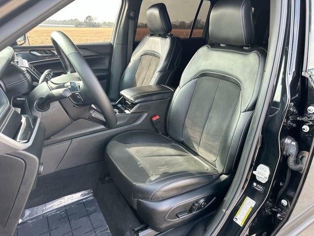 2022 Jeep Grand Cherokee L Altitude 4x2