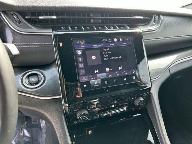 2022 Jeep Grand Cherokee L Altitude 4x2