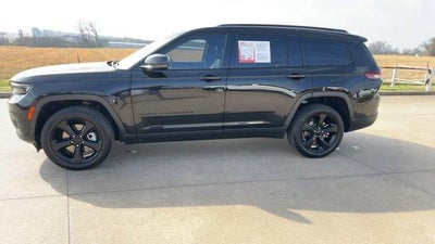 2022 Jeep Grand Cherokee L Altitude 4x2