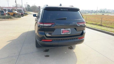 2022 Jeep Grand Cherokee L Altitude 4x2