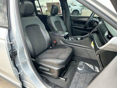 2025 Jeep Grand Cherokee L Altitude X 4x4