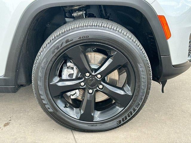 2025 Jeep Grand Cherokee L Altitude X 4x4