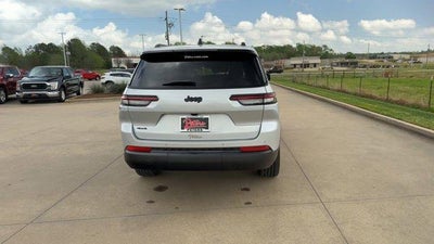 2025 Jeep Grand Cherokee L Altitude X 4x4