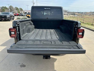 2021 Jeep Gladiator Overland 4x4