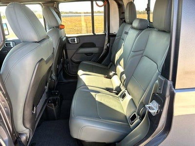 2025 Jeep Gladiator Mojave 4x4