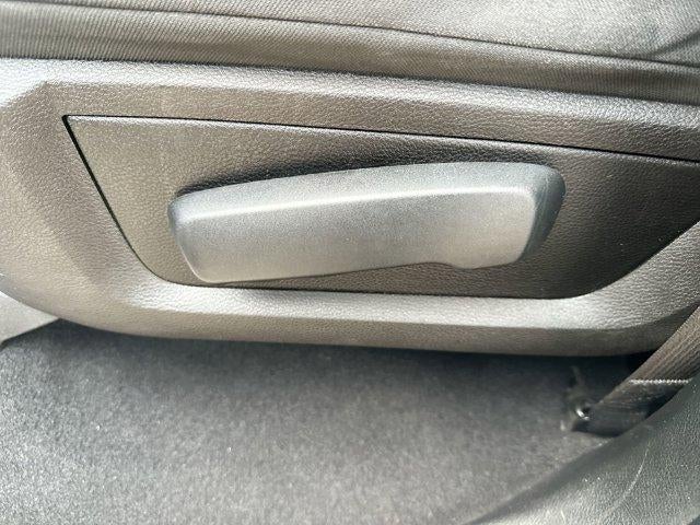 2022 RAM 1500 Classic SLT 4x2 Crew Cab 5'7" Box