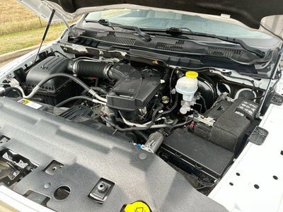 2022 RAM 1500 Classic SLT 4x2 Crew Cab 5'7" Box