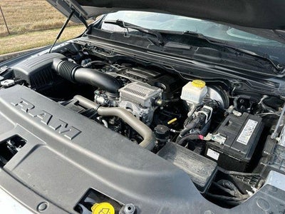 2024 RAM 1500 Laramie 4x2 Crew Cab 5'7" Box