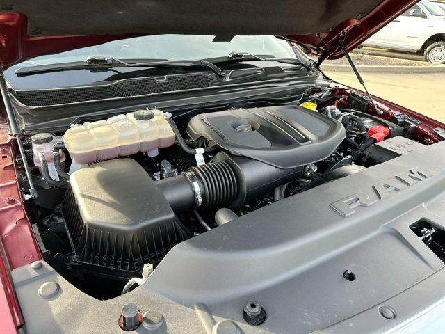 2025 RAM 1500 Big Horn 4x4 Crew Cab 5'7" Box