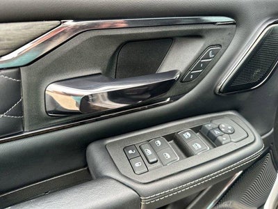 2025 RAM 1500 Limited 4x4 Crew Cab 5'7" Box