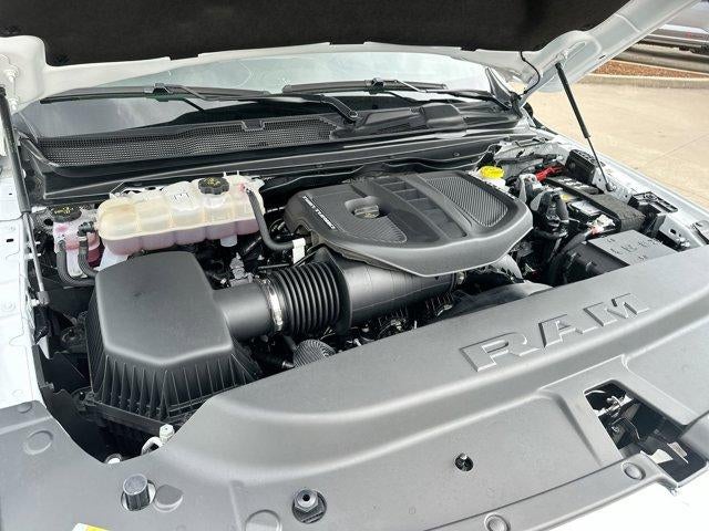 2025 RAM 1500 Limited 4x4 Crew Cab 5'7" Box