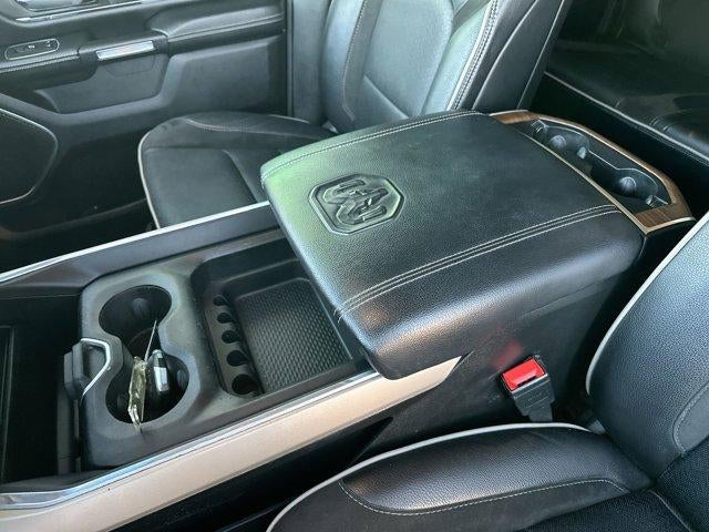 2022 RAM 1500 Laramie 4x4 Crew Cab 5'7" Box