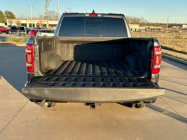 2022 RAM 1500 Laramie 4x4 Crew Cab 5'7" Box