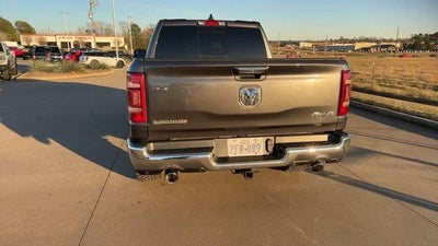 2022 RAM 1500 Laramie 4x4 Crew Cab 5'7" Box