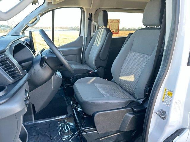 2024 Ford Transit Passenger Wagon T-350 148" Low Roof XLT RWD