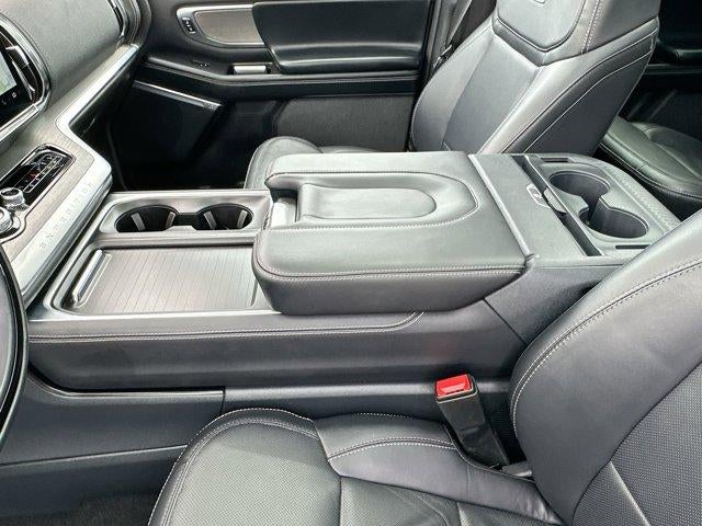 2025 Ford Expedition Platinum 4x4