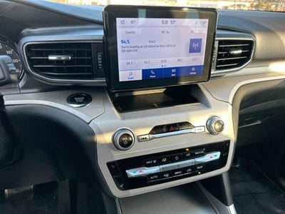 2024 Ford Explorer XLT RWD