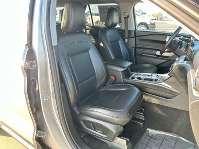 2024 Ford Explorer XLT RWD