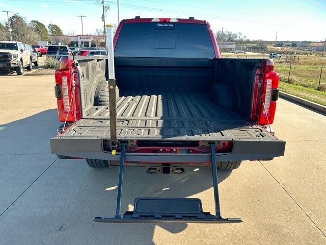 2024 Ford Super Duty F-250 SRW LARIAT 4WD Crew Cab 6.75' Box