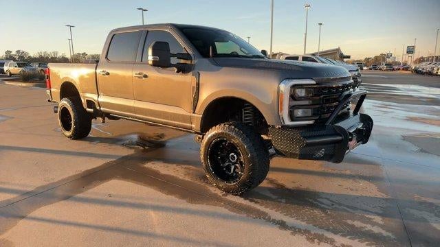 2023 Ford Super Duty F-250 SRW XLT 4WD Crew Cab 6.75' Box