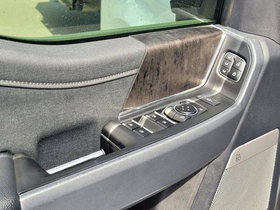 2024 Ford Super Duty F-250 SRW LARIAT 4WD Crew Cab 6.75' Box