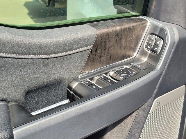 2024 Ford Super Duty F-250 SRW LARIAT 4WD Crew Cab 6.75' Box