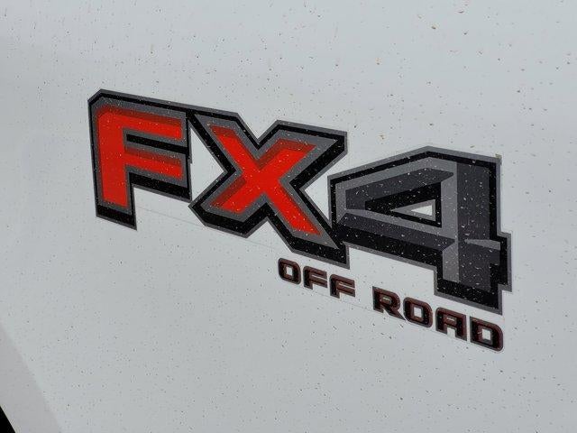 2024 Ford Super Duty F-250 SRW LARIAT 4WD Crew Cab 6.75' Box