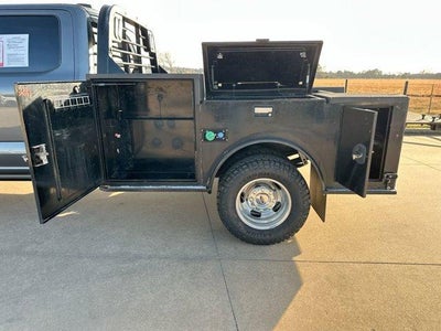 2023 Ford Super Duty F-350 DRW LARIAT 4WD Crew Cab 8' Box