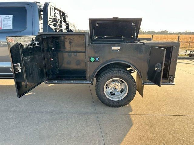 2023 Ford Super Duty F-350 DRW LARIAT 4WD Crew Cab 8' Box