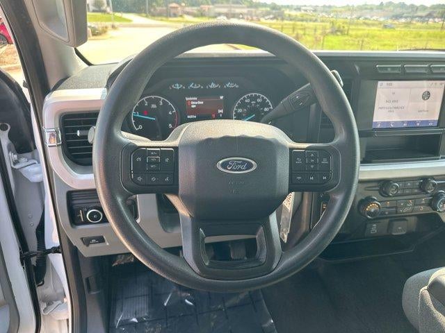 2024 Ford Super Duty F-350 DRW XLT 4WD Crew Cab 8' Box