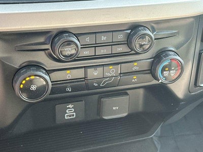 2024 Ford Super Duty F-350 DRW XLT 4WD Crew Cab 8' Box