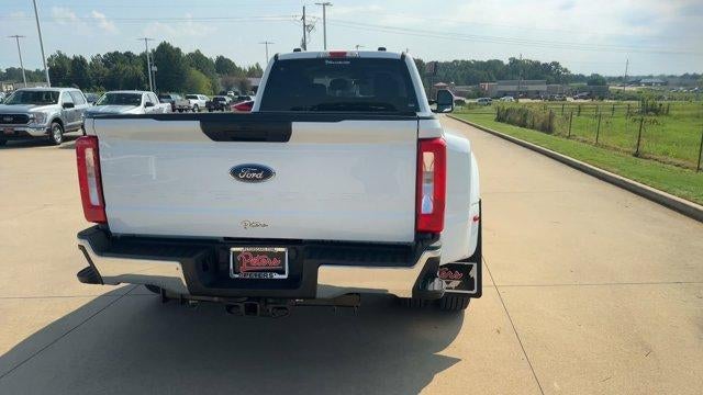 2024 Ford Super Duty F-350 DRW XLT 4WD Crew Cab 8' Box