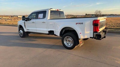 2024 Ford Super Duty F-450 DRW King Ranch 4WD Crew Cab 8' Box