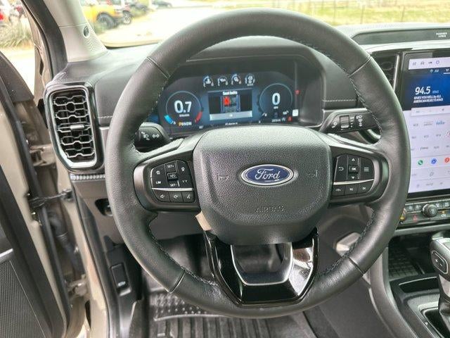 2025 Ford Ranger LARIAT 4WD SuperCrew 5' Box