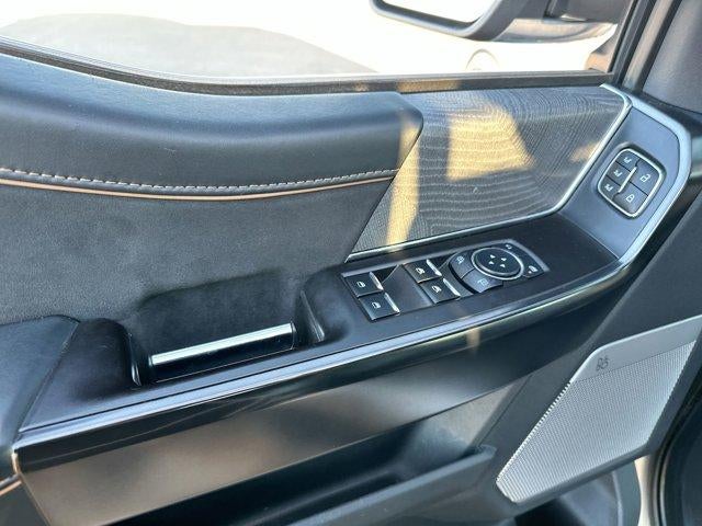 2023 Ford F-150 Platinum 2WD SuperCrew 5.5' Box