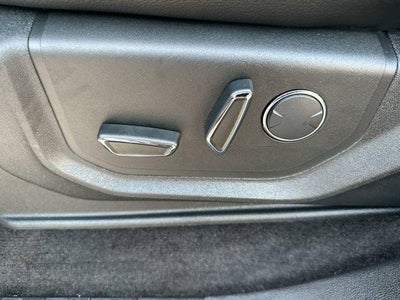 2018 Ford F-150 LARIAT 4WD SuperCrew 5.5' Box