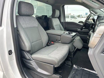 2025 Ford Super Duty F-450 DRW XLT 4WD Reg Cab 8' Box