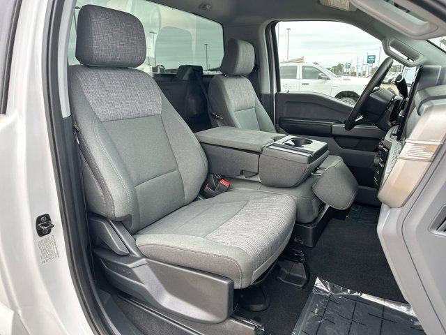 2025 Ford Super Duty F-450 DRW XLT 4WD Reg Cab 8' Box