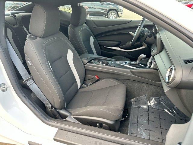 2021 Chevrolet Camaro 2dr Coupe 1LS