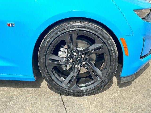 2022 Chevrolet Camaro 2dr Convertible 3LT