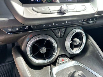 2022 Chevrolet Camaro 2dr Convertible 3LT