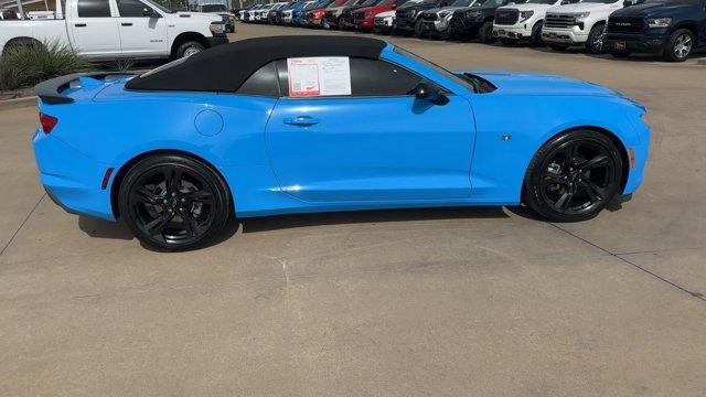 2022 Chevrolet Camaro 2dr Convertible 3LT