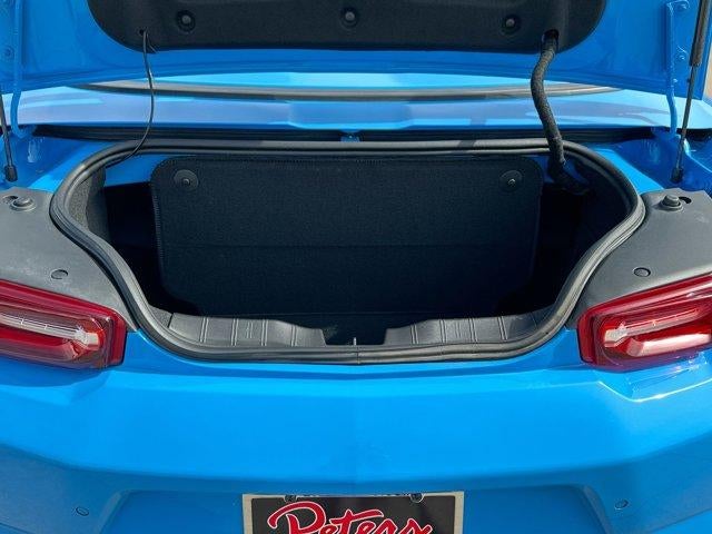 2022 Chevrolet Camaro 2dr Convertible 3LT