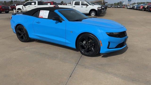 2022 Chevrolet Camaro 2dr Convertible 3LT