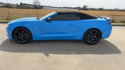 2022 Chevrolet Camaro 2dr Convertible 3LT