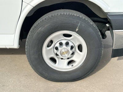 2025 Chevrolet Express Cutaway 3500 Base