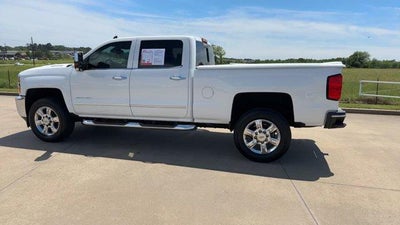 2019 Chevrolet Silverado 2500 HD Crew Cab Standard Box 4-Wheel Drive LTZ